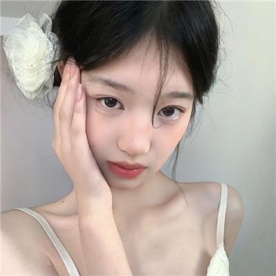 王朝的女人·杨贵妃 封面